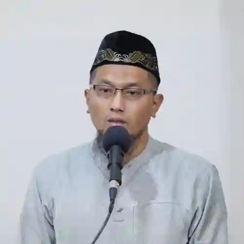 Ustadz Noor Ikhsan Silviantoro, L.C., M.Th.I